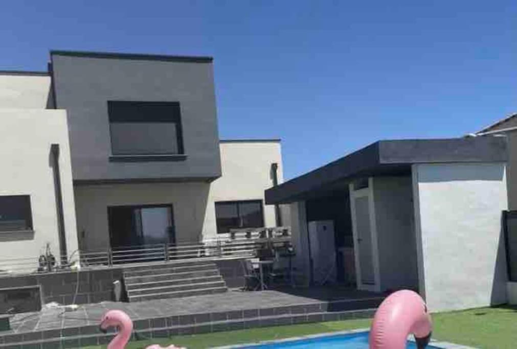 Proche Plage ,Lumineux, Confort Et Bien Situe Villa Mèze Eksteriør billede
