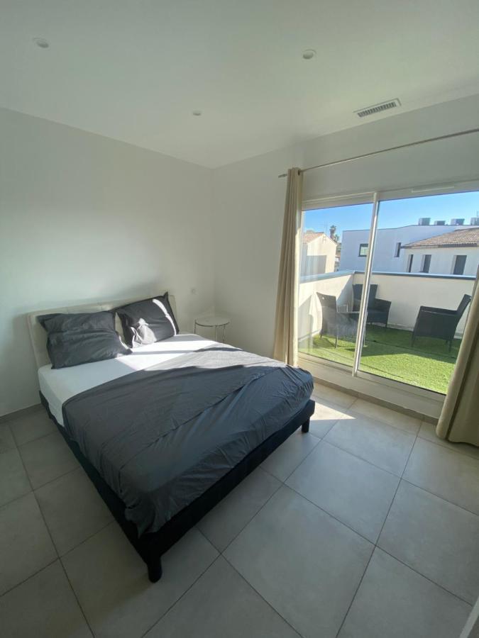 Proche Plage ,Lumineux, Confort Et Bien Situe Villa Mèze Eksteriør billede